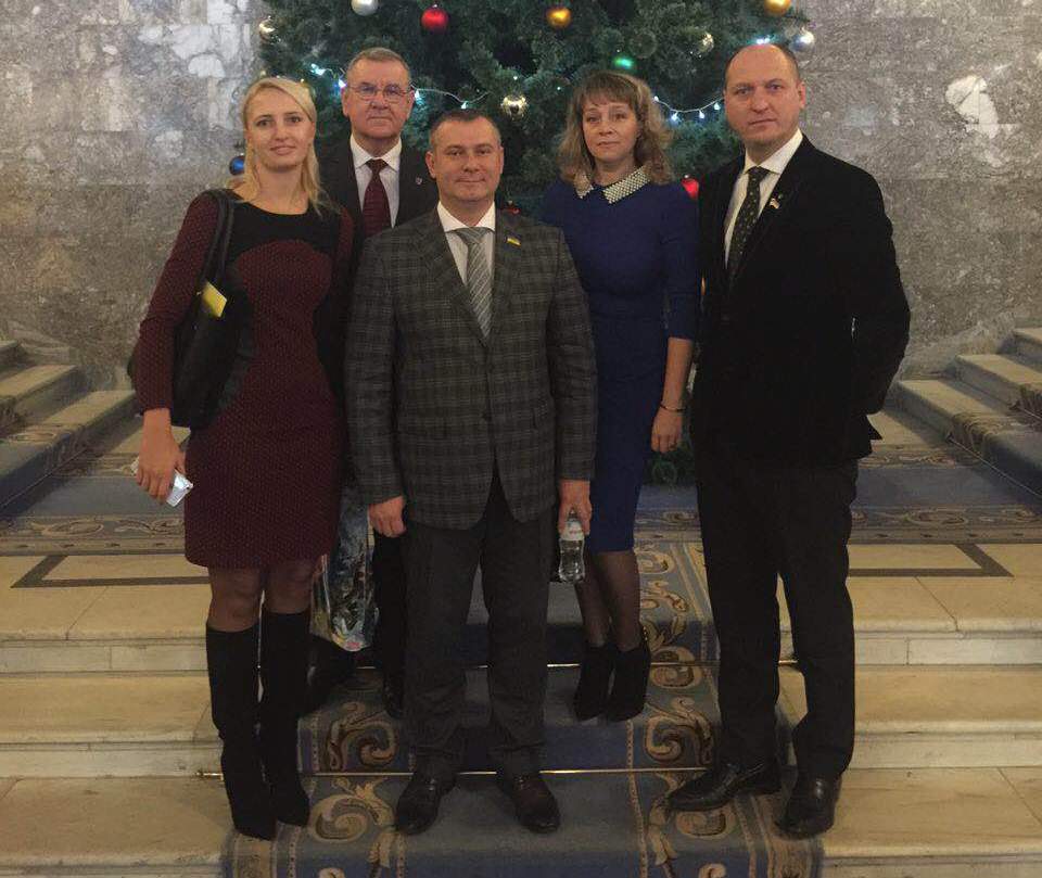 Новообрані органи місцевої влади повинні працювати за новими програмами