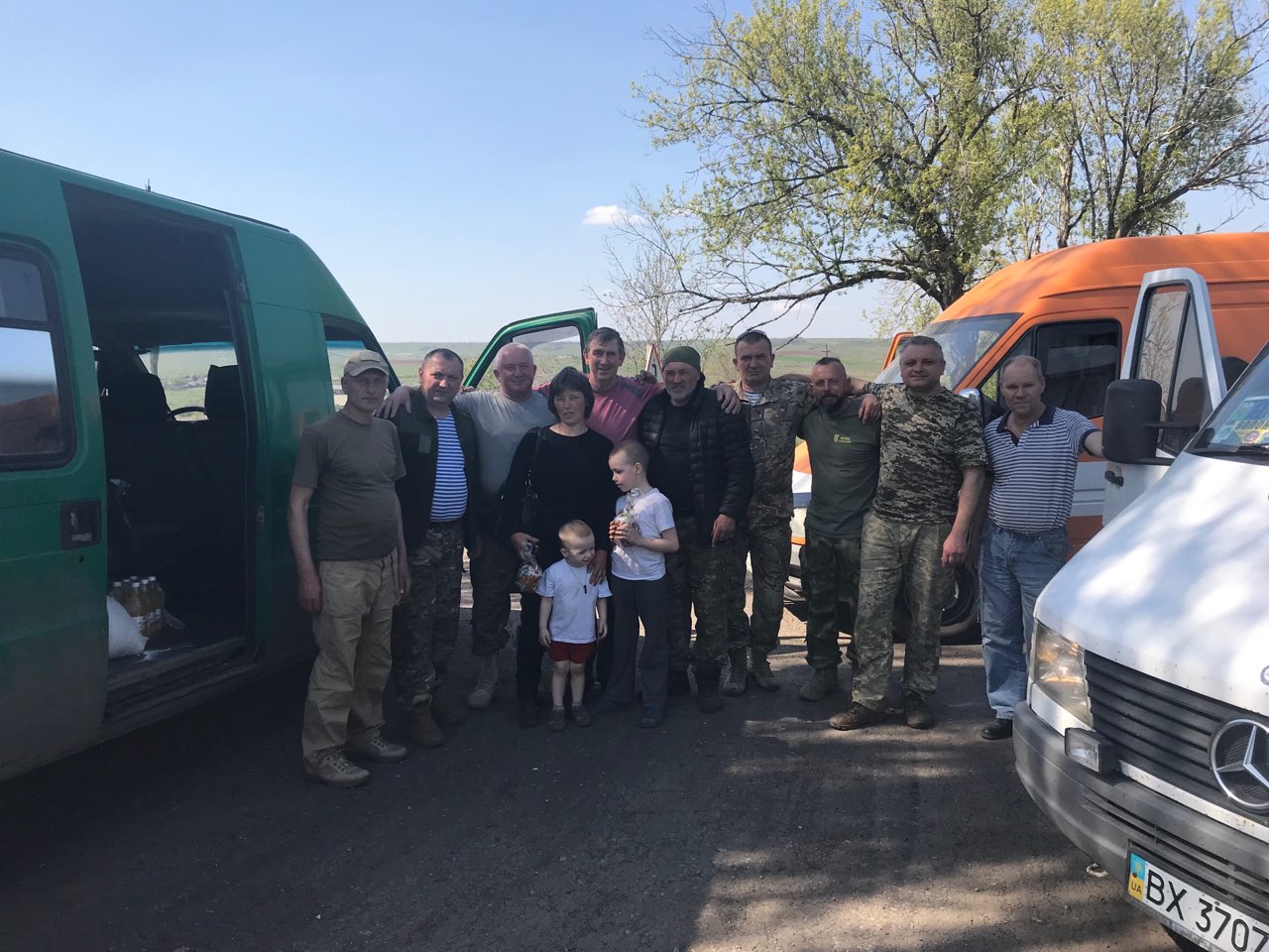 Великодній візит городоччан на передову