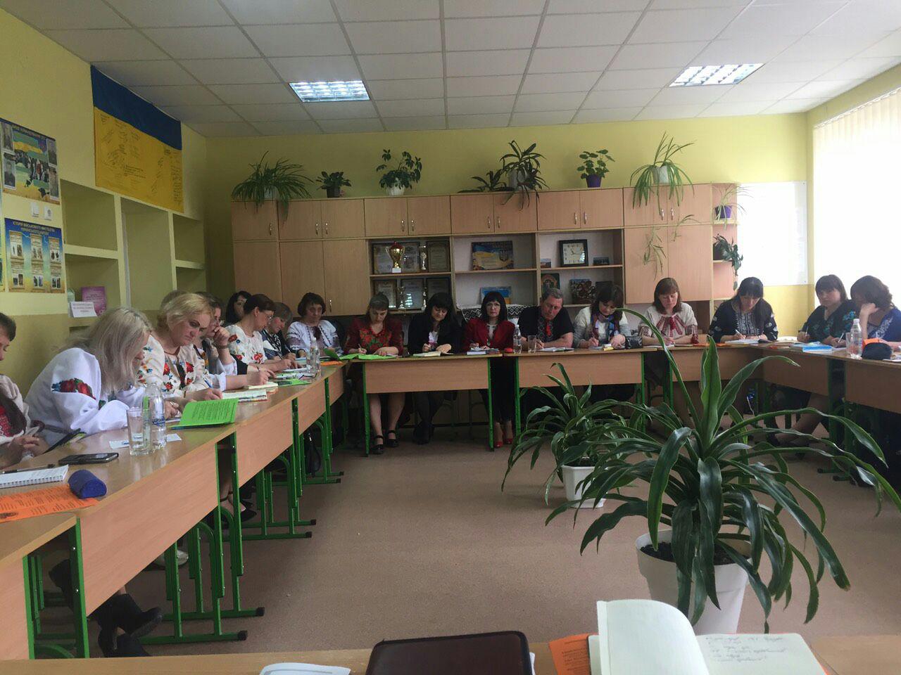 Педагоги про умови виховання дітей у сім’ї і школі