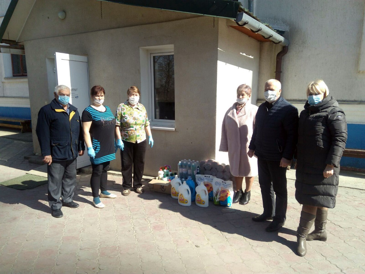 Заспокоїти та вберегти: громади отримали засоби захисту