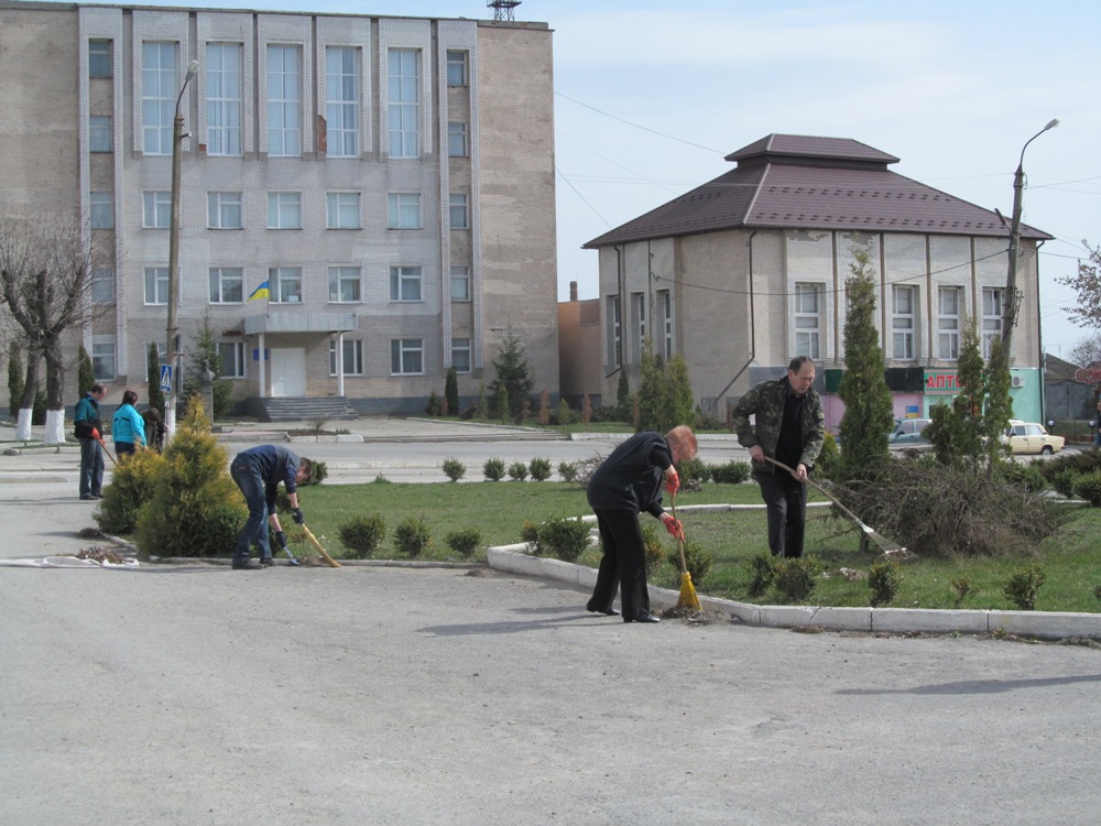 Дунаєвеччина розпочала місячник весняного благоустрою