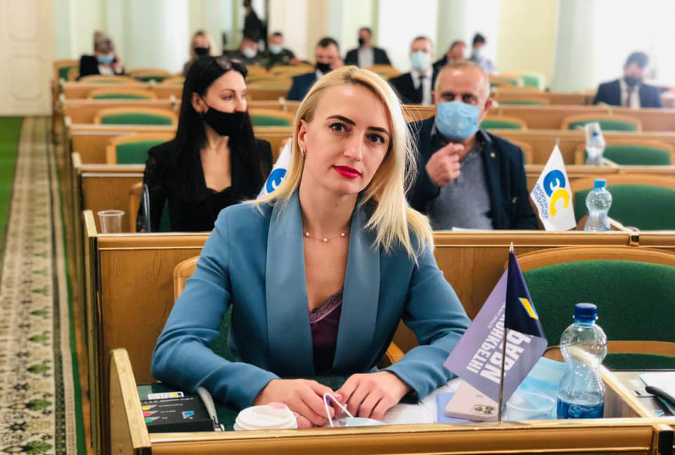 На пленарному засіданні 4 сесії розглянуті важливі питання