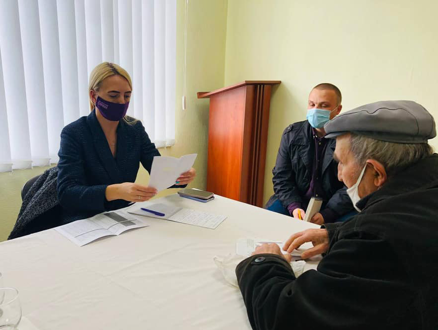 Сприяти вирішенню конкретних питань громад