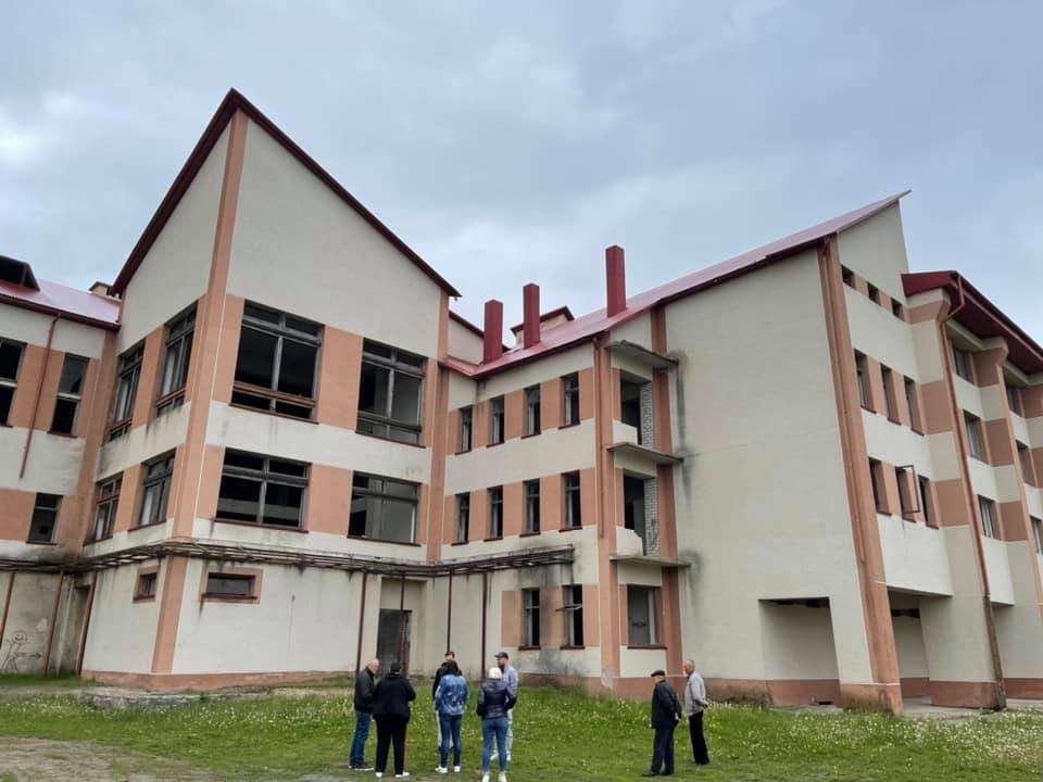 Робота народного депутата у виборчому окрузі