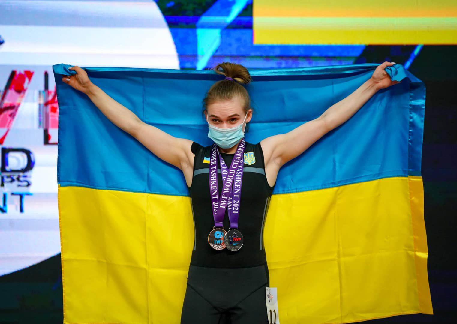 Перші медалі на Чемпіонаті світу з важкої атлетики