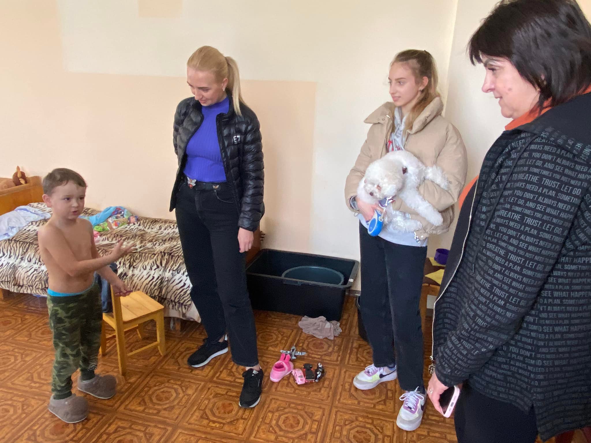 Громади продовжують приймати переселенців зі всієї України