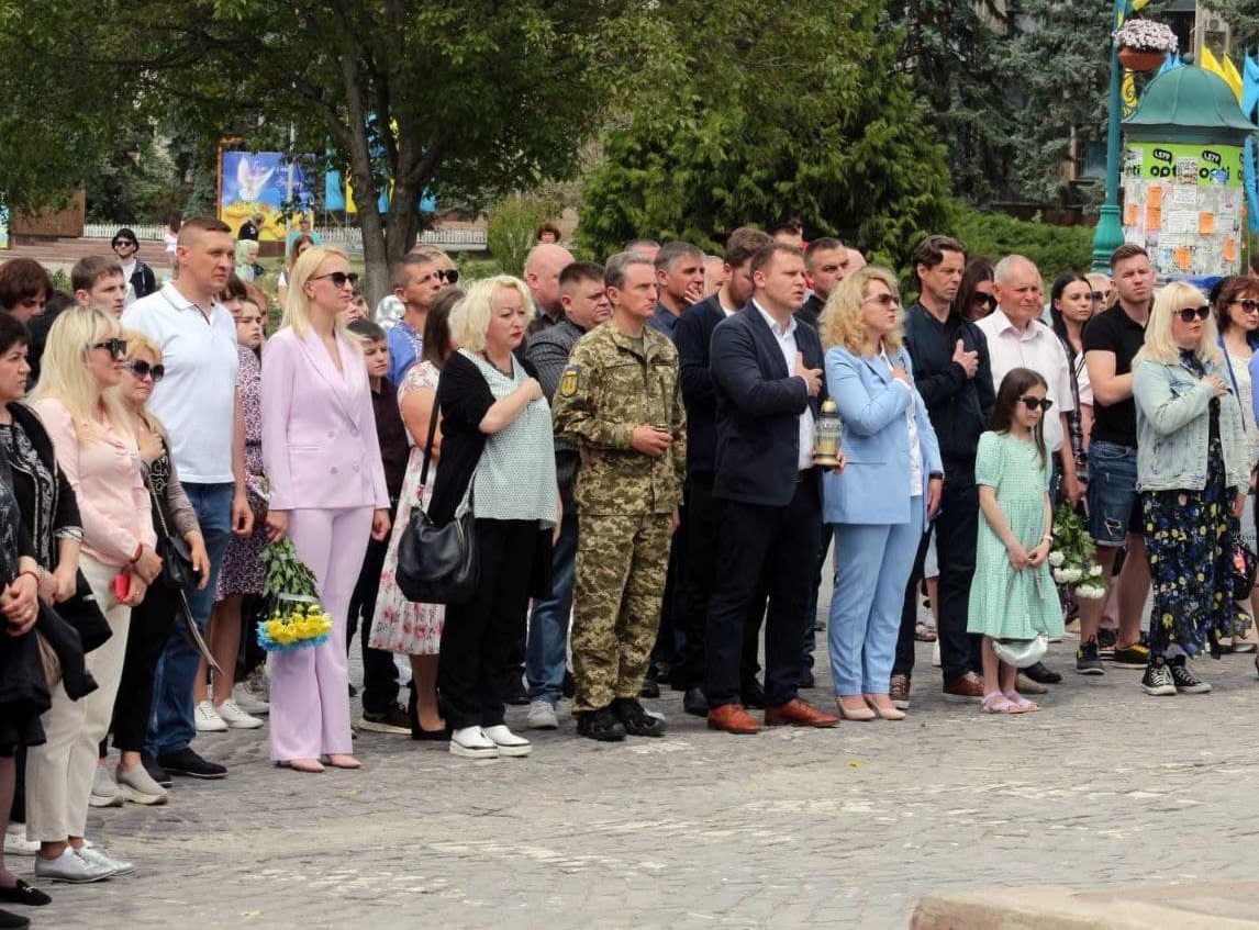 В Кам’янці-Подільському відкрили стелу «Міста-герої України»
