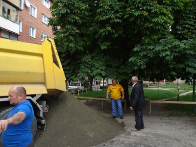 Ремонт доріг в Ізяславі