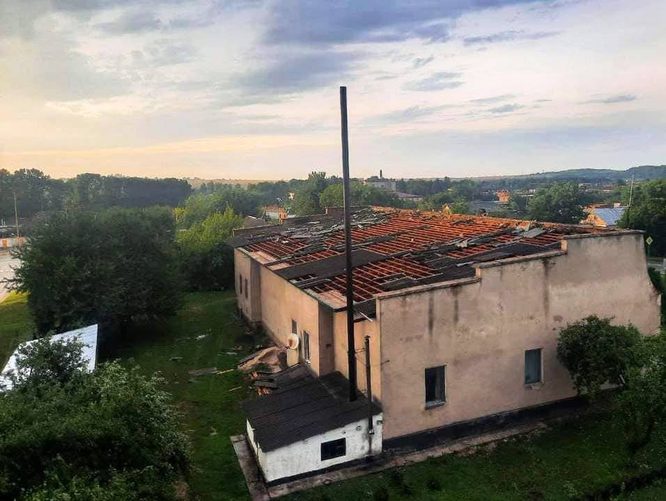 На Хмельниччині вирувала сильна негода