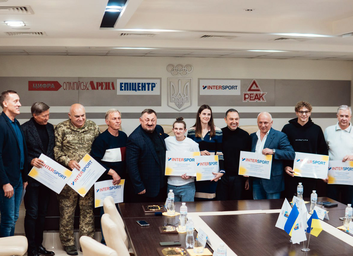 Нагородження переможців конкурсу «Найкращиий спортсмен місяця»