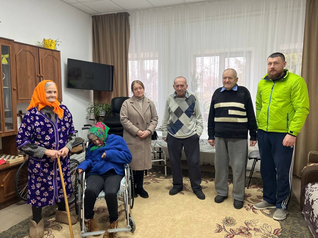 Зі святом Весни привітали жінок Вільховецького будинку-інтернату