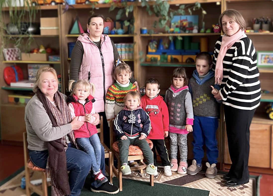 Продовжуємо підтримувати навчальні заклади Хмельниччини