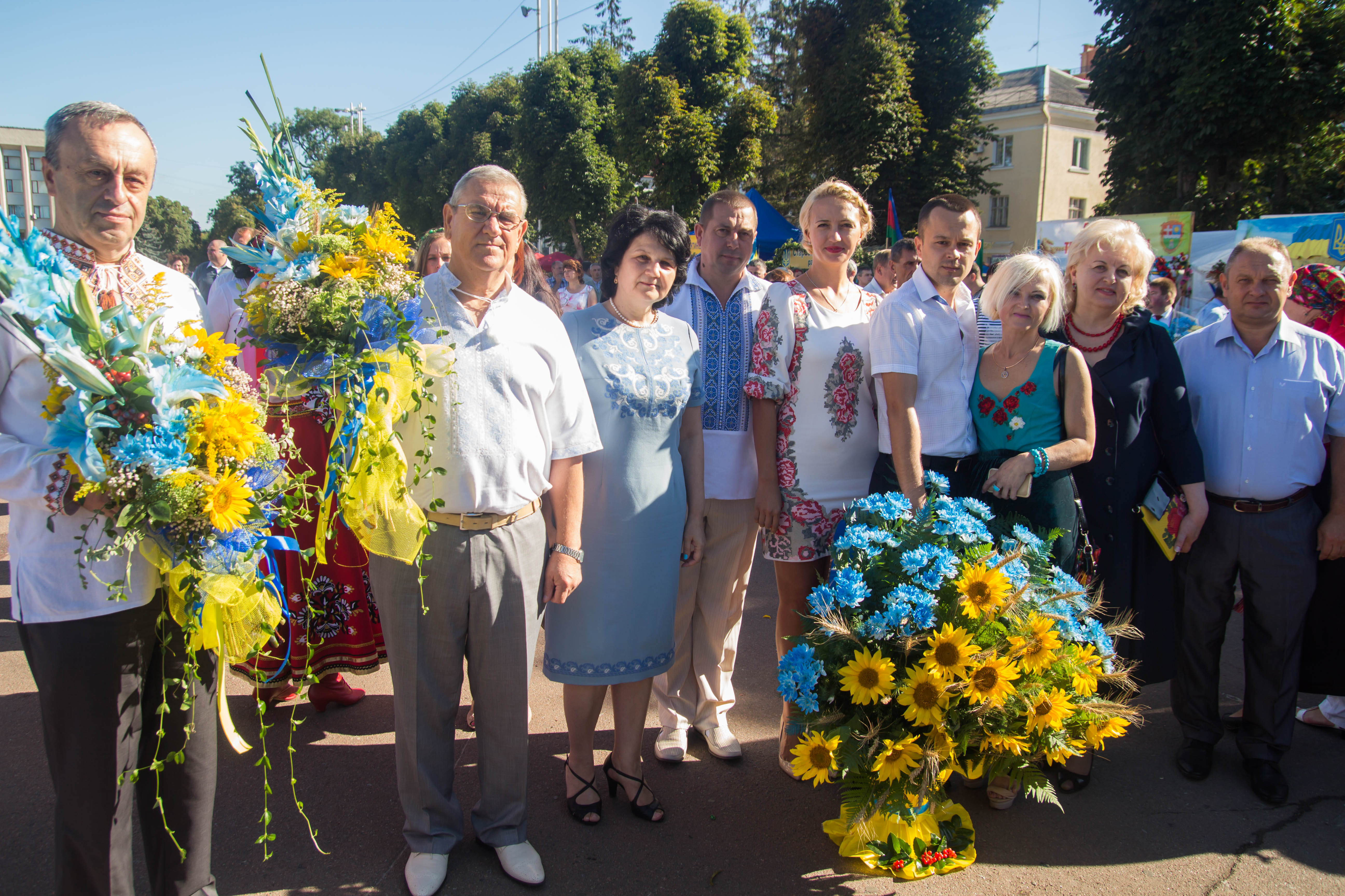 Незалежній Україні 25