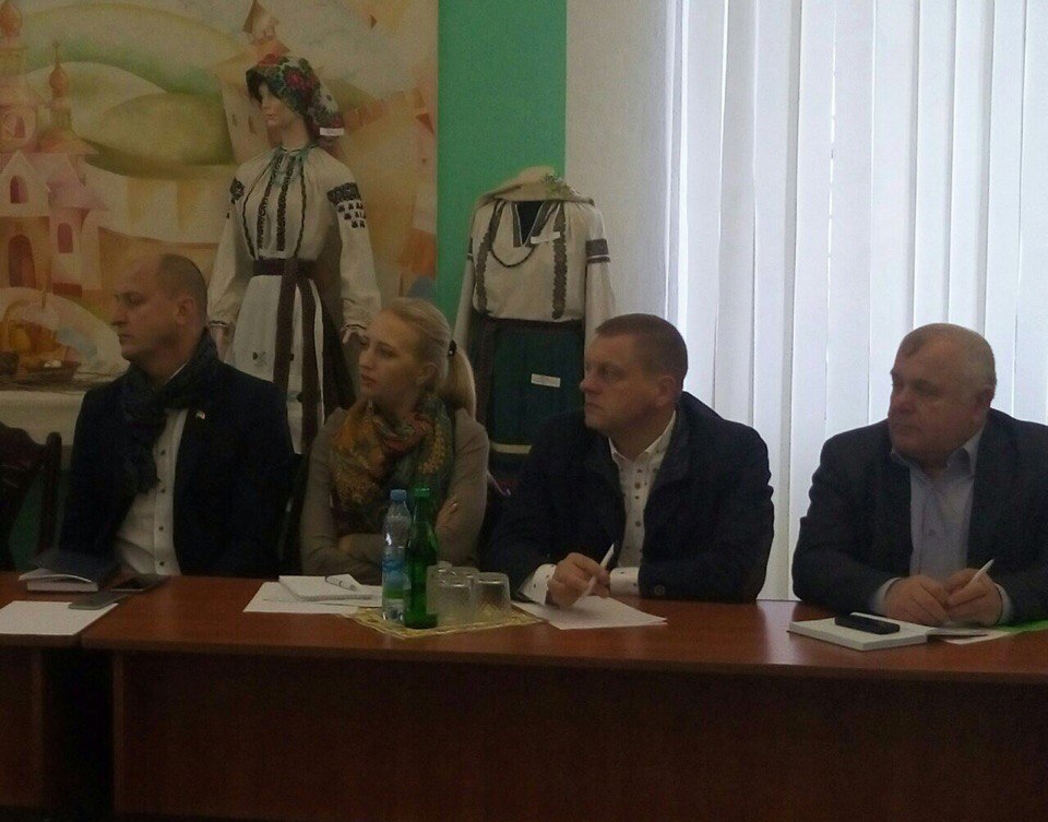 У Хмельницькій обласній раді сьогодні оголошено День депутата