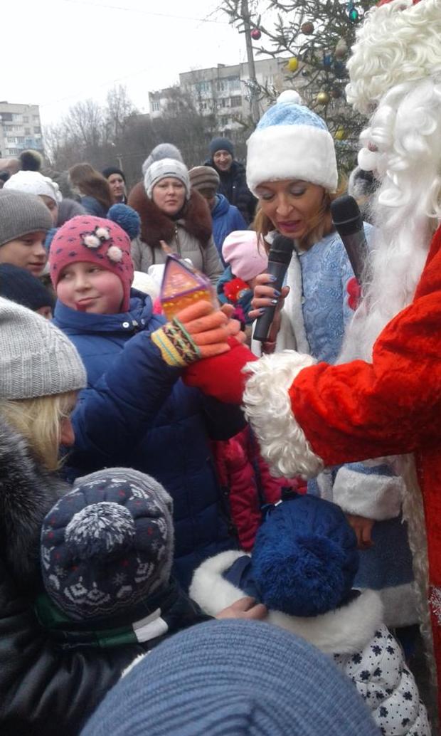 Святкові заходи у мікорайоні Дубове міста Хмельницького