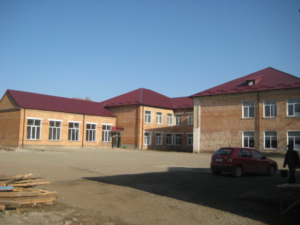 Жителі Чемеровецького району висловлюють свою думку щодо роботи народного депутата на окрузі №192