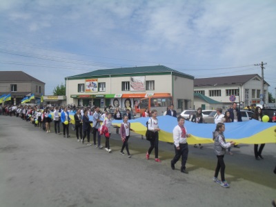 Парад вишиванок в Полонному