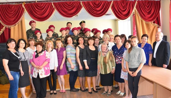 Кадетський клас «Захисту Вітчизни» та бізнес-клас «Юні економісти»