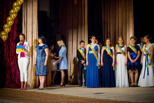 Випускний вечір – це свято, якого немає в календарі.
